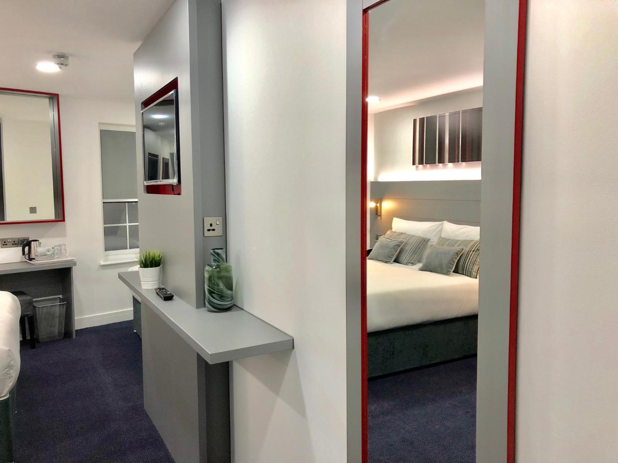 Ilford Hotel Goodmayes Ngoại thất bức ảnh