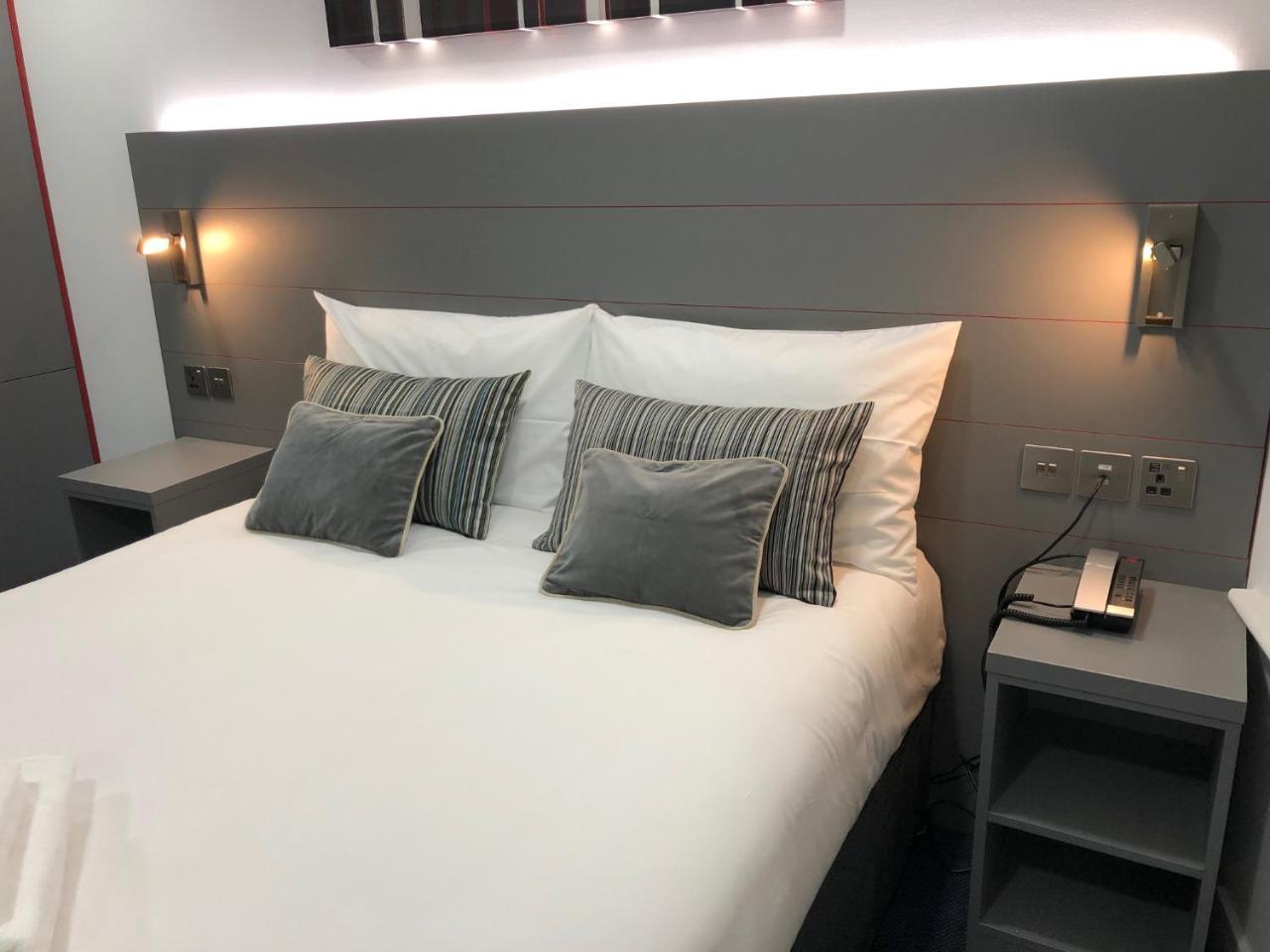 Ilford Hotel Goodmayes Ngoại thất bức ảnh